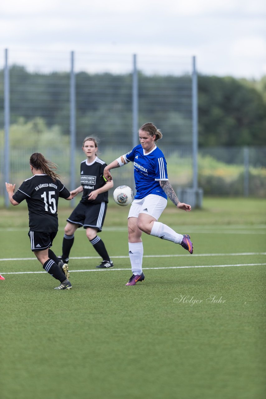 Bild 73 - Frauen FSC Kaltenkirchen - SG Daenisch-Muessen : Ergebnis: 7:1